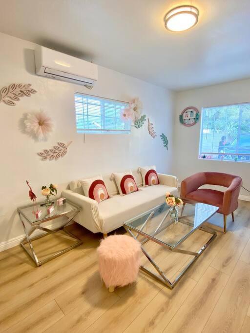Pink Cozy House 2 Bedrooms Rosemead Dış mekan fotoğraf
