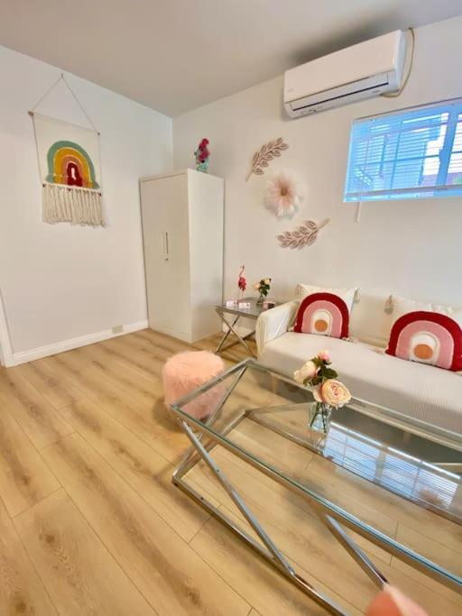 Pink Cozy House 2 Bedrooms Rosemead Dış mekan fotoğraf